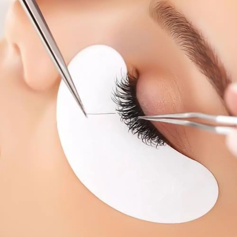 Eyelash Extentions